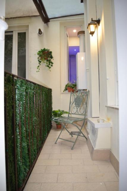 Fidia Palace Flavia'S Apartment Colosseo Рим Екстер'єр фото